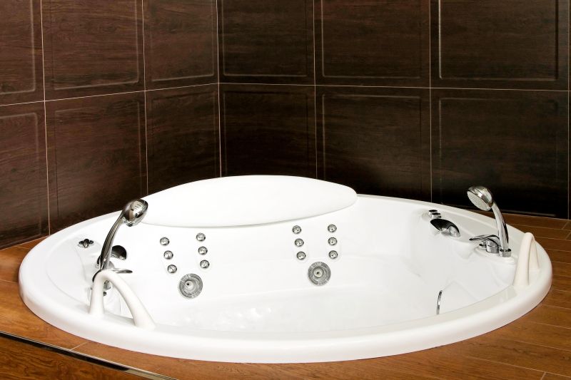 Luxurious Bathtubs