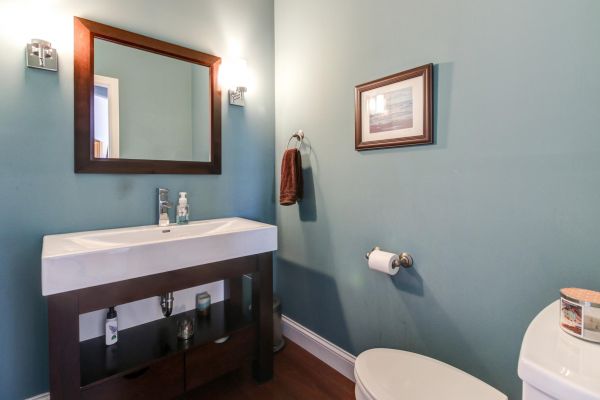 Cost of Powder Room Construction in Greenfield